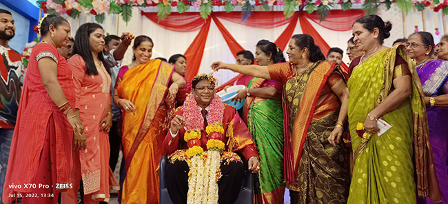 Bro Andrew Richard marks his 60th Birthday 2022 with grandeur at Prayer Centre, Valahcil in Mangalore on July 15th Friday along with large devotees and members of Grace Ministry.